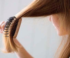 причины выпадения волос у женщин