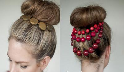 прически с бубликом для волос фото