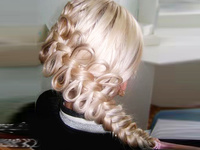 прически для девочек на длинные волосы