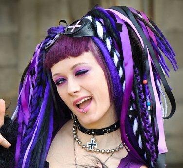 Смелый способ самовыражения для ярких индивидуальностей - стрижки треш для волос разной длины как дополнение эффектного образа