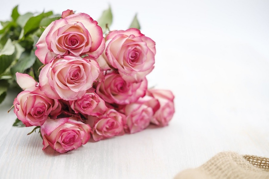 Дарим букет из роз