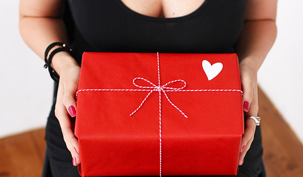 Оригинальная доставка подарков в Москве и Московской области