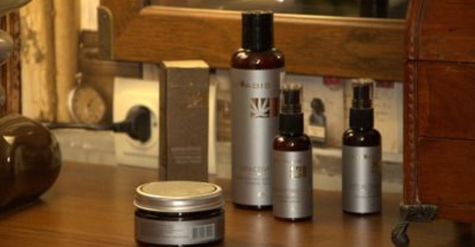 Косметика из конопли для ухода за волосами и телом