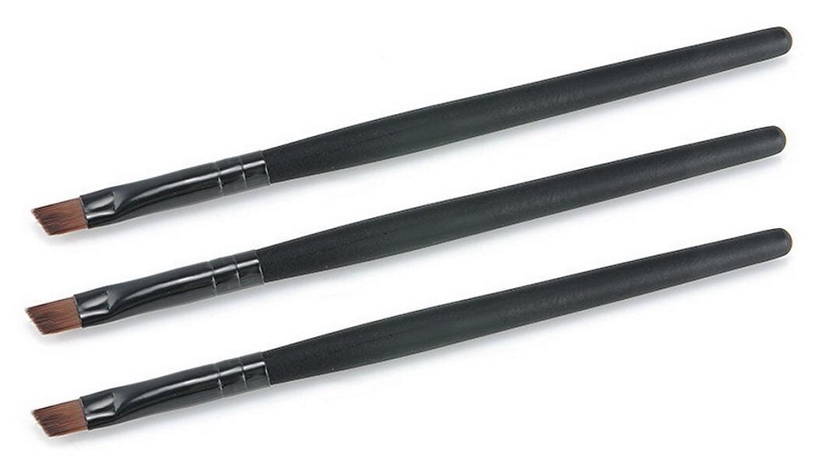 Как правильно выбирать кисть для бровей?