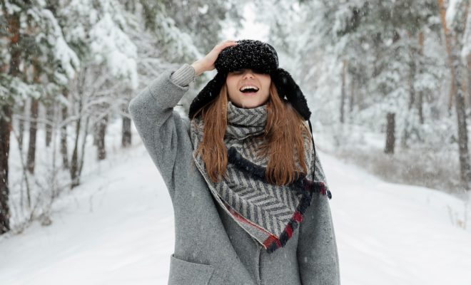 Почему носить шапку зимой важно