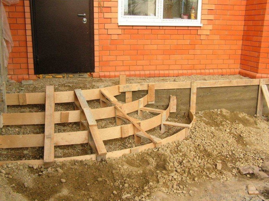 Бетонное крыльцо своими руками