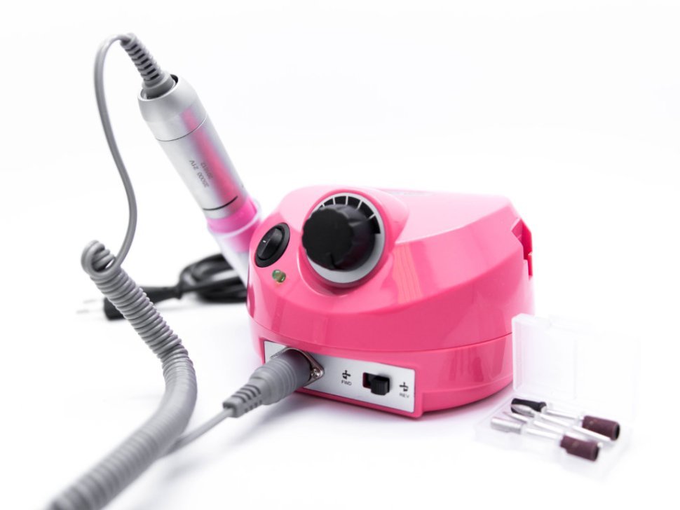 Знакомство с маникюрными приспособлениями: революция в уходе за ногтями