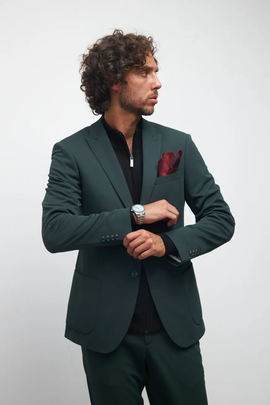 Секреты выбора мужского классического костюма