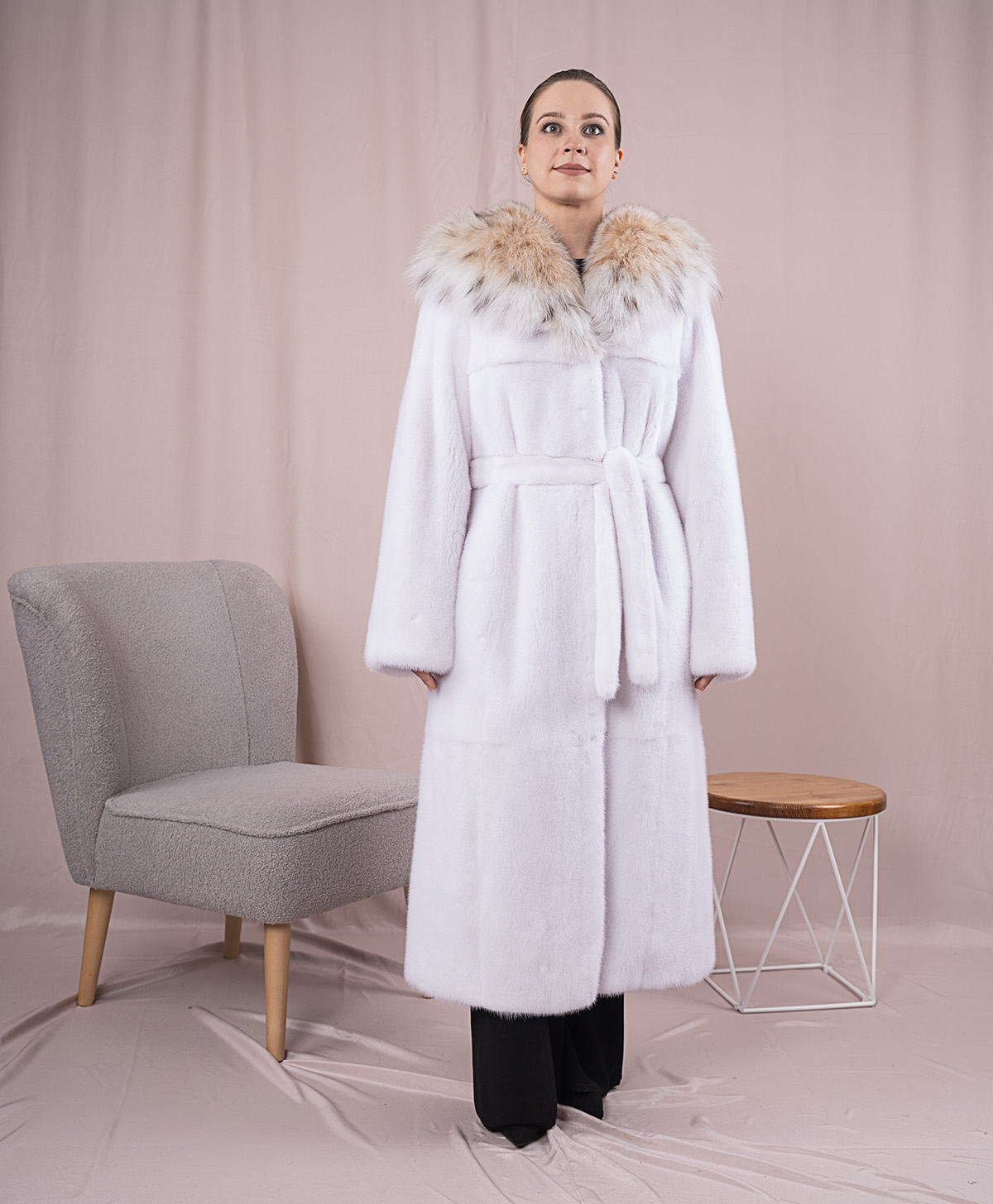 От чего может зависеть цена норковой шубы