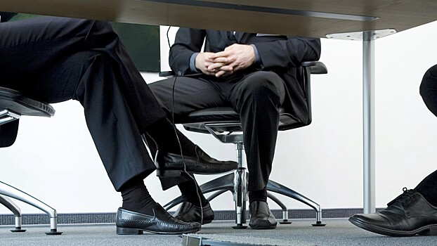 Как распознать энергетического вампира в офисе