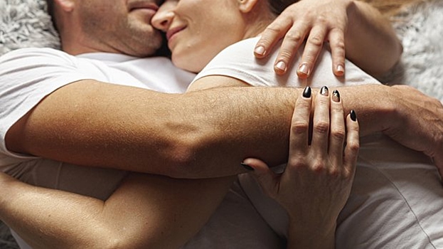 Мужчины и женщины рассказали, чем занимаются сразу после секса