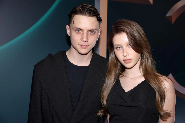 16-летняя Аня Пересильд намекнула на переезд к Ване Дмитриенко