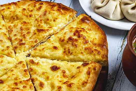 Рецепт хачапури из лаваша с творогом и сыром