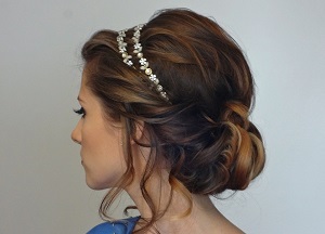 Оригинальные идеи повседневных причесок на средние волосы своими руками или какой должна быть укладка для будней как сделать повседневную прическу на средние волосы