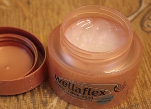 Для чего нужен и как пользоваться воском для волос: инструкция по применению и популярные производители укладочного средства как пользоваться воском для волос