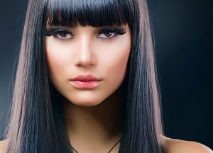 Варианты мелирования на черные волосы с фото: особенности и техника выполнения в салоне и дома особенности мелирования черных волос