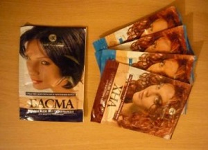 Натуральные природные красители — хна и басма: пропорции и цвет, фото результатов окрашивания, добавление ингредиентов для получения интересных оттенков методы окрашивания волос хной и басмой