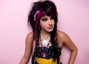 Смелый способ самовыражения для ярких индивидуальностей — стрижки треш для волос разной длины как дополнение эффектного образа особенности стрижек треш