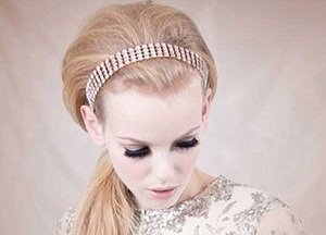 Актуальные и модные прически с ободком на резинке: стильный образ при помощи универсального аксессуара как сделать прическу с ободком на резинке
