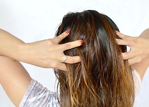 Процедура, стимулирующая рост волос — массаж головы: как правильно делать, основные разновидности и технология технология проведения массажа головы