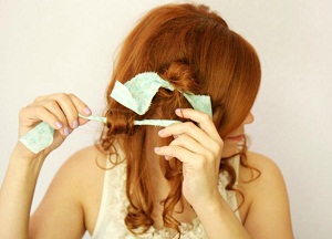 Секреты создания роскошных завитков при помощи необычных бигуди или как накрутить волосы на тряпочки: пошаговая схема и полезные рекомендации пошаговая схема создания кудрей при помощи тряпочек