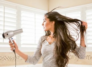 Как сушить волосы феном без вреда: 5 секретов