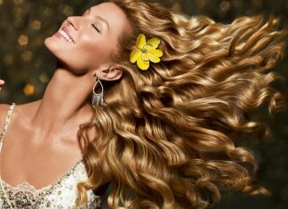 Почему стоит использовать косметику для волос