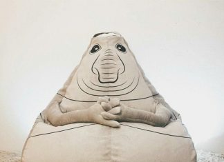 Большой кресло-мешок для оформления детской комнаты