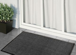 Как выбрать придворный коврик