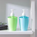 Настольные и с креплением на стену. На каких дозаторах для мыла остановить выбор?