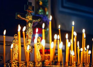 Какие существуют молебны и когда их нужно заказать