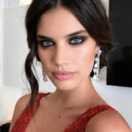 Главный аксессуар на каждый день. Прическа, которая подходит всем.