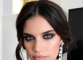 Главный аксессуар на каждый день. Прическа, которая подходит всем.