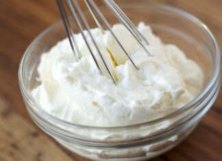 Какой творог лучше использовать для приготовления крема