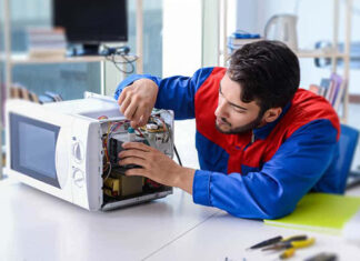 Полное руководство по ремонту микроволновой печи: зачем и как обращаться за помощью к специалистам