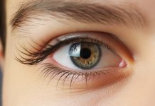 На что особенно стоит обратить внимание при обучении наращиванию ресниц?