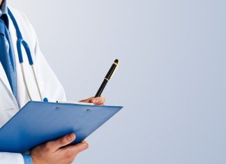 Справки для посещения бассейна и спортзала: необходимость или формальность?