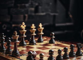 5 причин научить ребенка шахматам