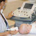Показания к УЗИ-диагностике для новорожденных детей