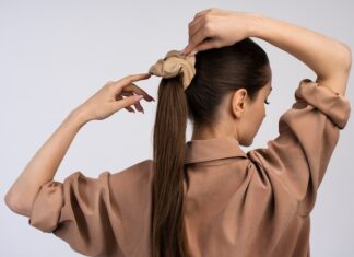 Укладка волос хохолком — шаг за шагом