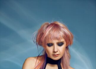 Укладка волос парика — шаг за шагом