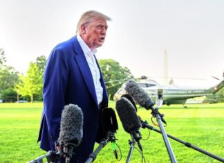 «Какого ***** они творят!»: Трамп сорвался на мат из-за Израиля и Ирана, назвав «мразями» телеканалы США