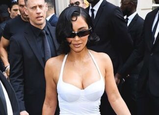 Ким Кардашьян устроила двойной скандал на показе Balenciaga в Париже