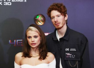 «Надо бороться за жизнь»: отец раскрыл новые подробности развода Никиты Преснякова