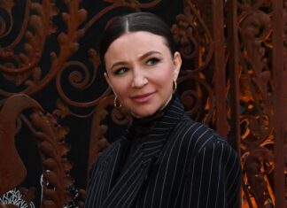 Нашла лазейку? Адвокат Жорин рассказал, выйдет ли Блиновская на волю после подписания контракта о военной службе