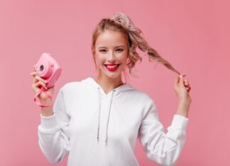 Молодежные тренды в укладке волос — что актуально в 2023 году