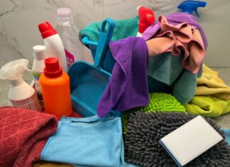 Шпаргалка для ленивых: в какой последовательности мыть комнаты, чтобы устать меньше