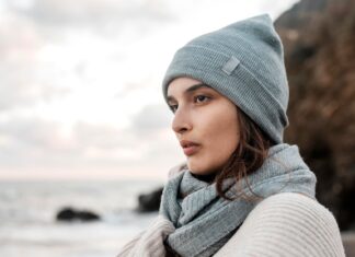 Создайте уютный образ — техника прически «Шарф»