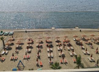 Совместный отпуск обернулся одиночеством: жена решила жить на курорте своей жизнью, игнорируя мужа