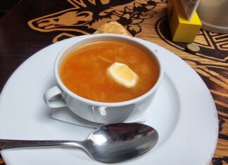 Волшебная щепотка: какая специя делает вкус любого супа в разы насыщеннее